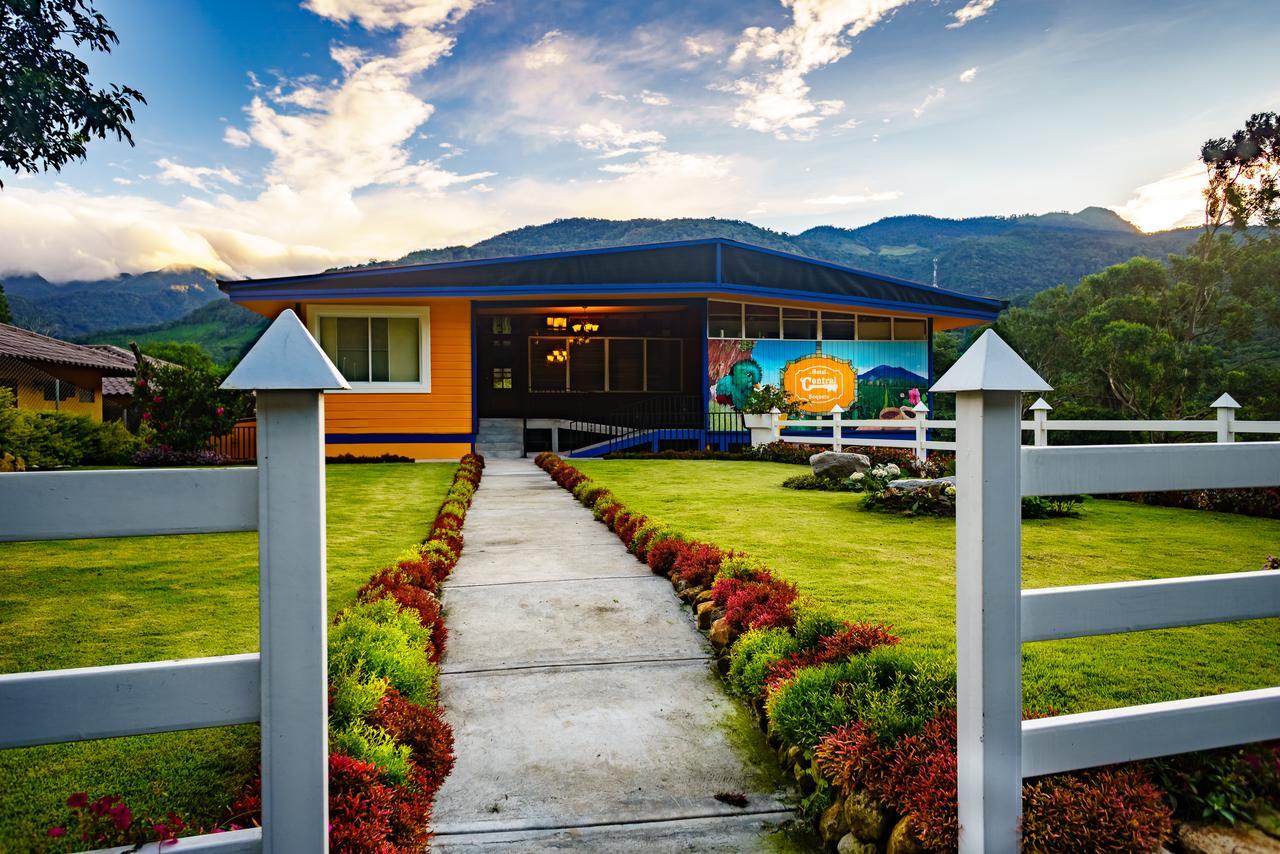 Hotel Central Boquete Exteriér fotografie
